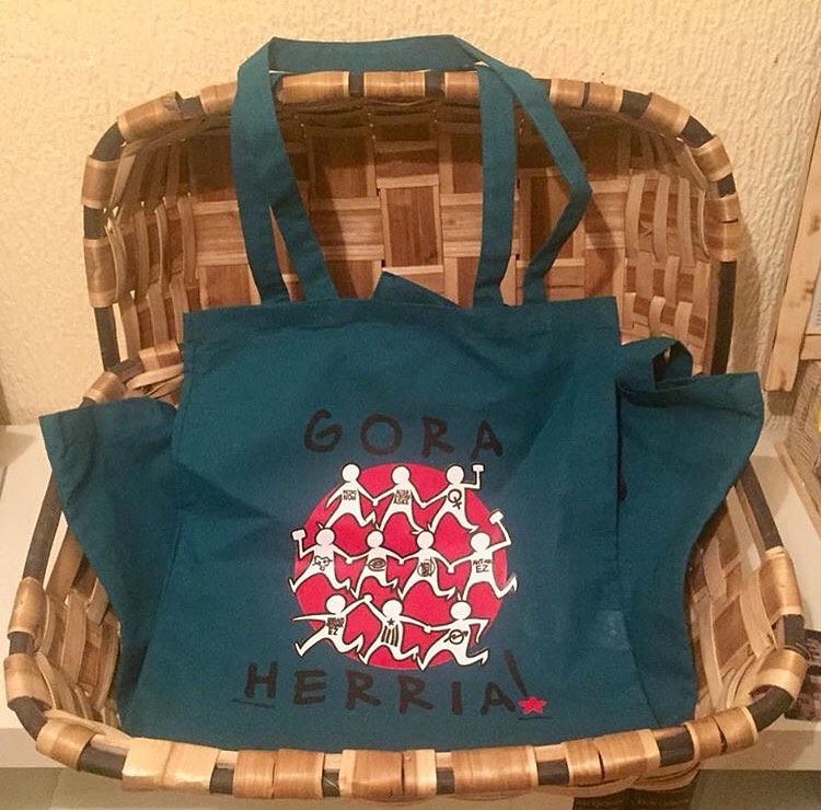 poltsa kazetari kanaia